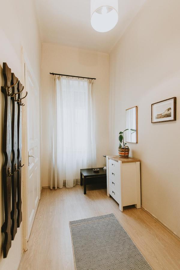 Budapest Folk Apartment 60Sm Spacious And Bright ภายนอก รูปภาพ