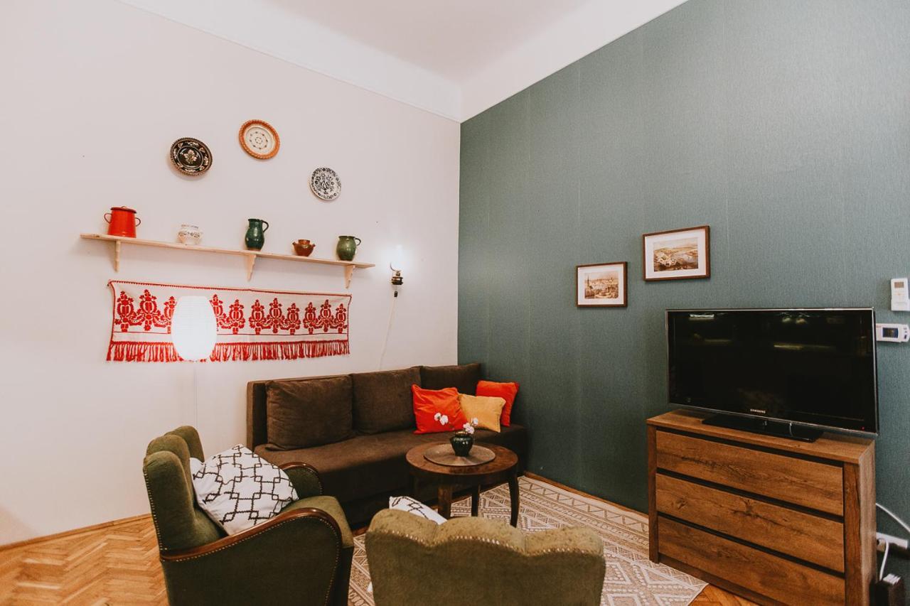 Budapest Folk Apartment 60Sm Spacious And Bright ภายนอก รูปภาพ