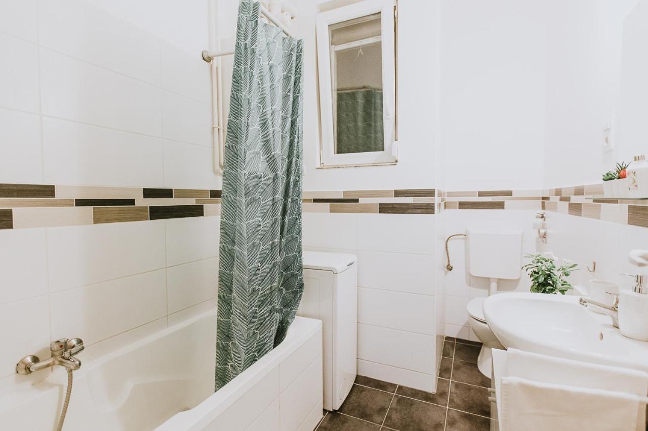 Budapest Folk Apartment 60Sm Spacious And Bright ภายนอก รูปภาพ