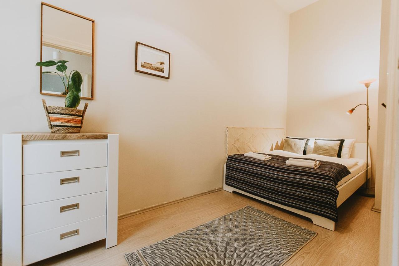 Budapest Folk Apartment 60Sm Spacious And Bright ภายนอก รูปภาพ