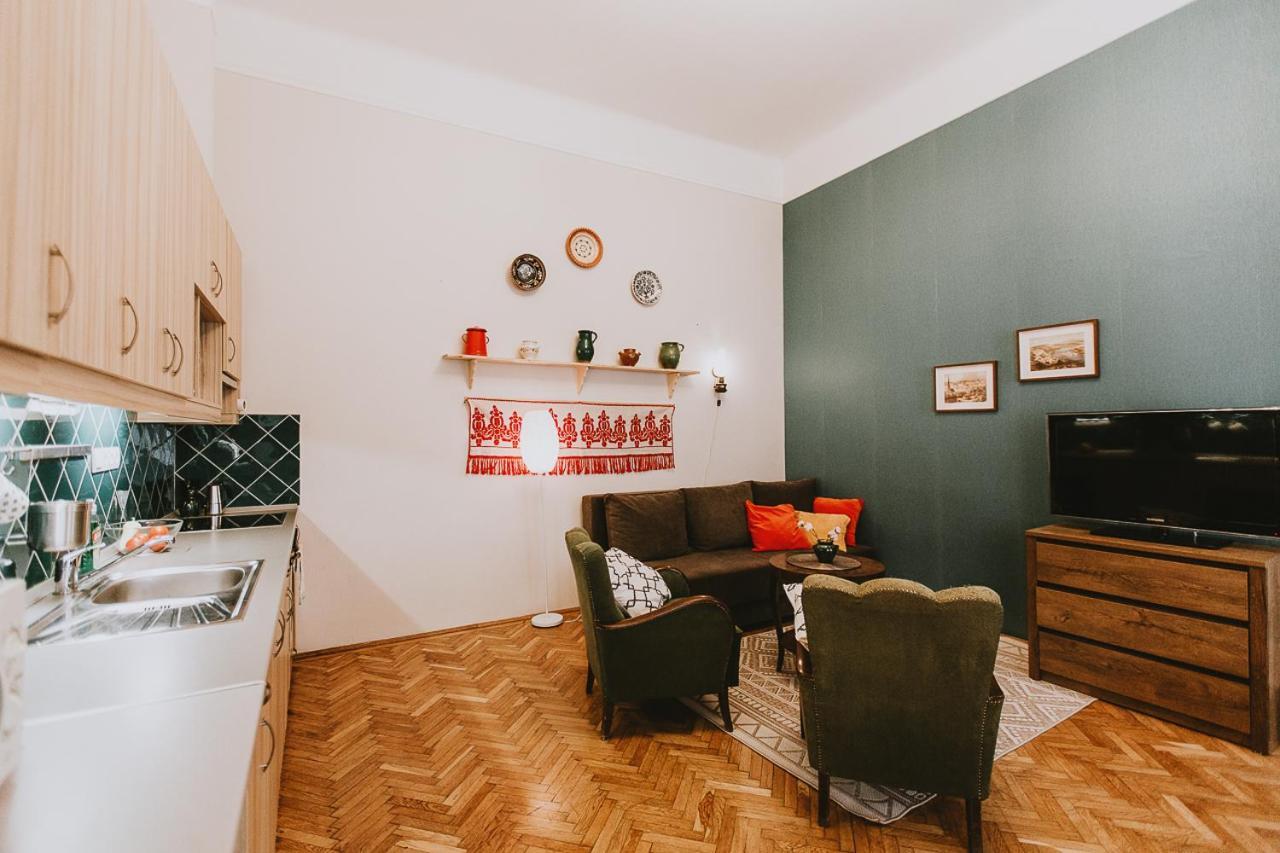 Budapest Folk Apartment 60Sm Spacious And Bright ภายนอก รูปภาพ